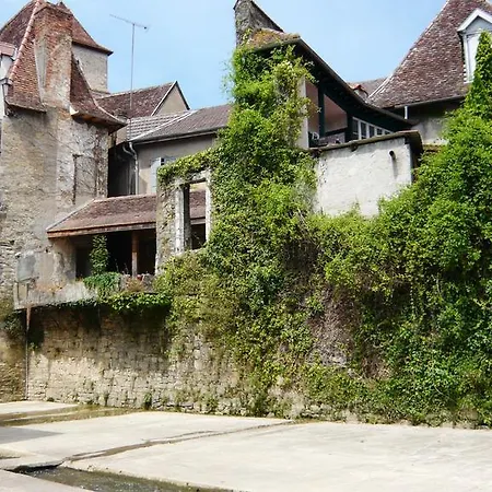 Maison Broustiquet Bed & Breakfast *