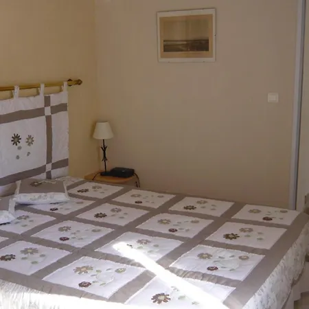 Maison Broustiquet Bed & Breakfast